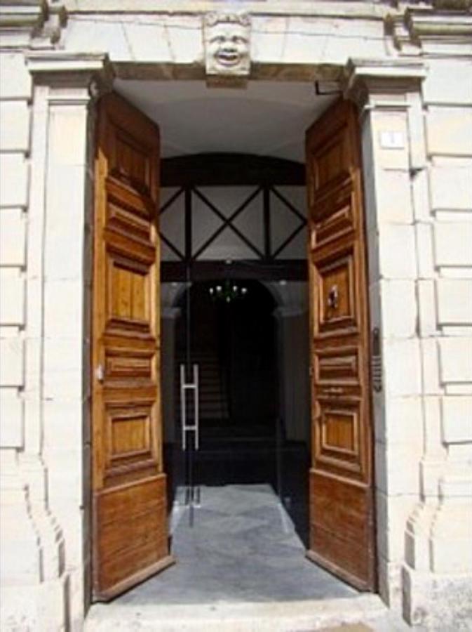 Antica Dimora Hotel Cagliari Exterior photo